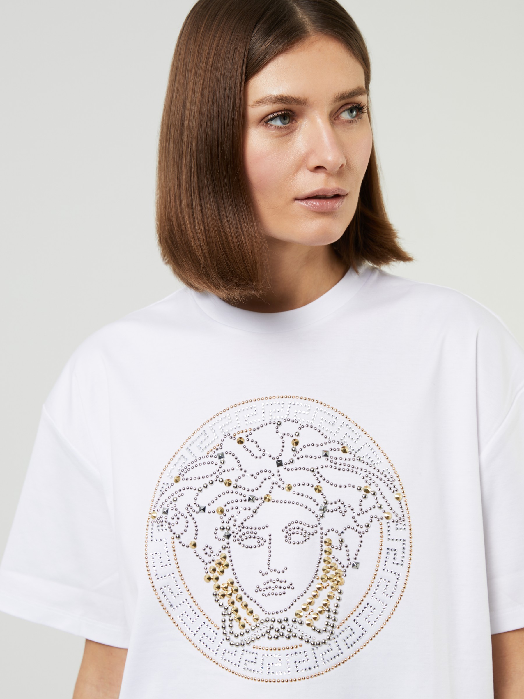 målbar Nathaniel Ward Start Versace T-Shirt 'Medusa Studs' White | Korte ærmer