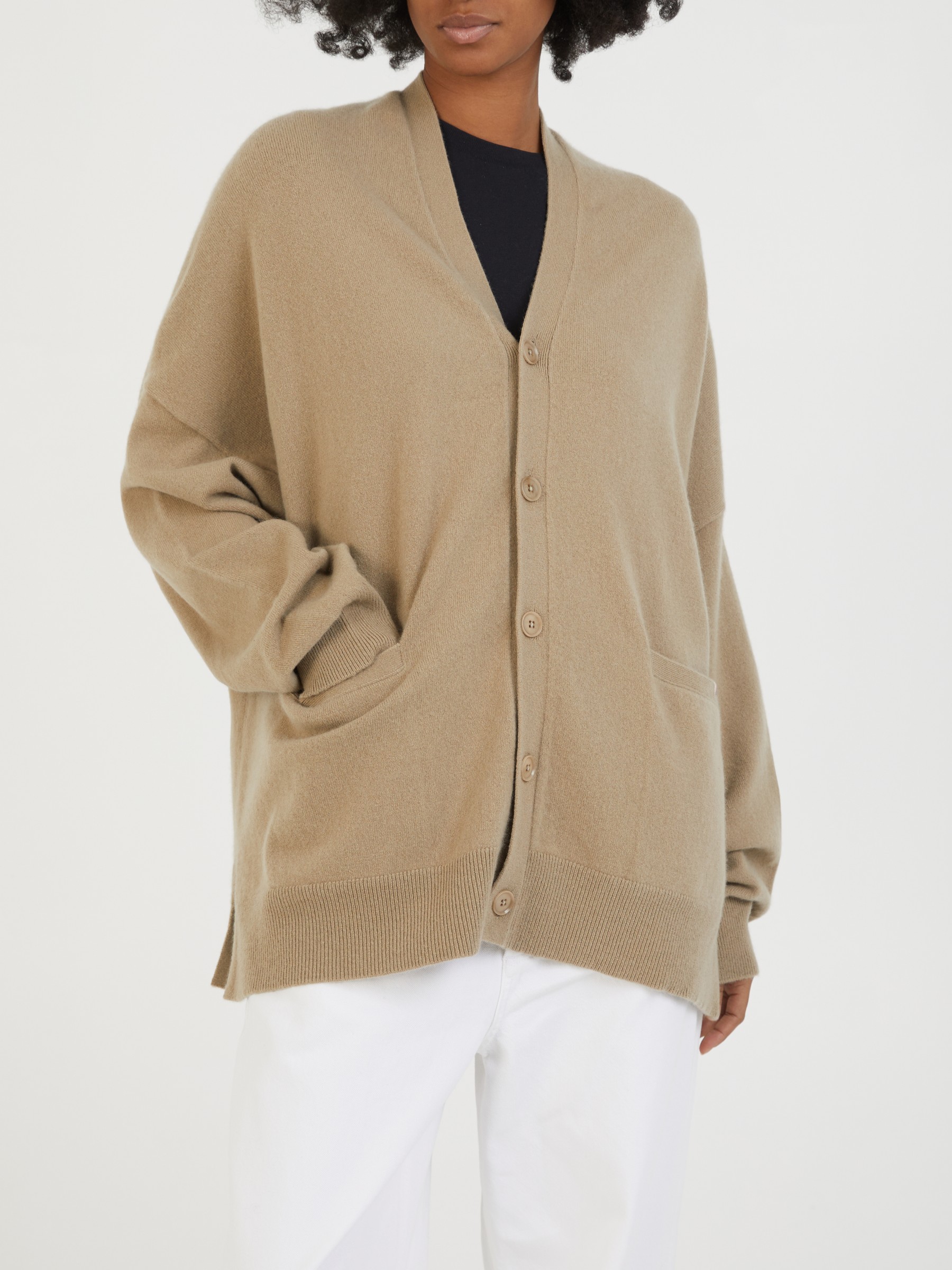 extreme cashmere x Cashmere Cardigan 'n°24 Tokio' Beige | Cashmere