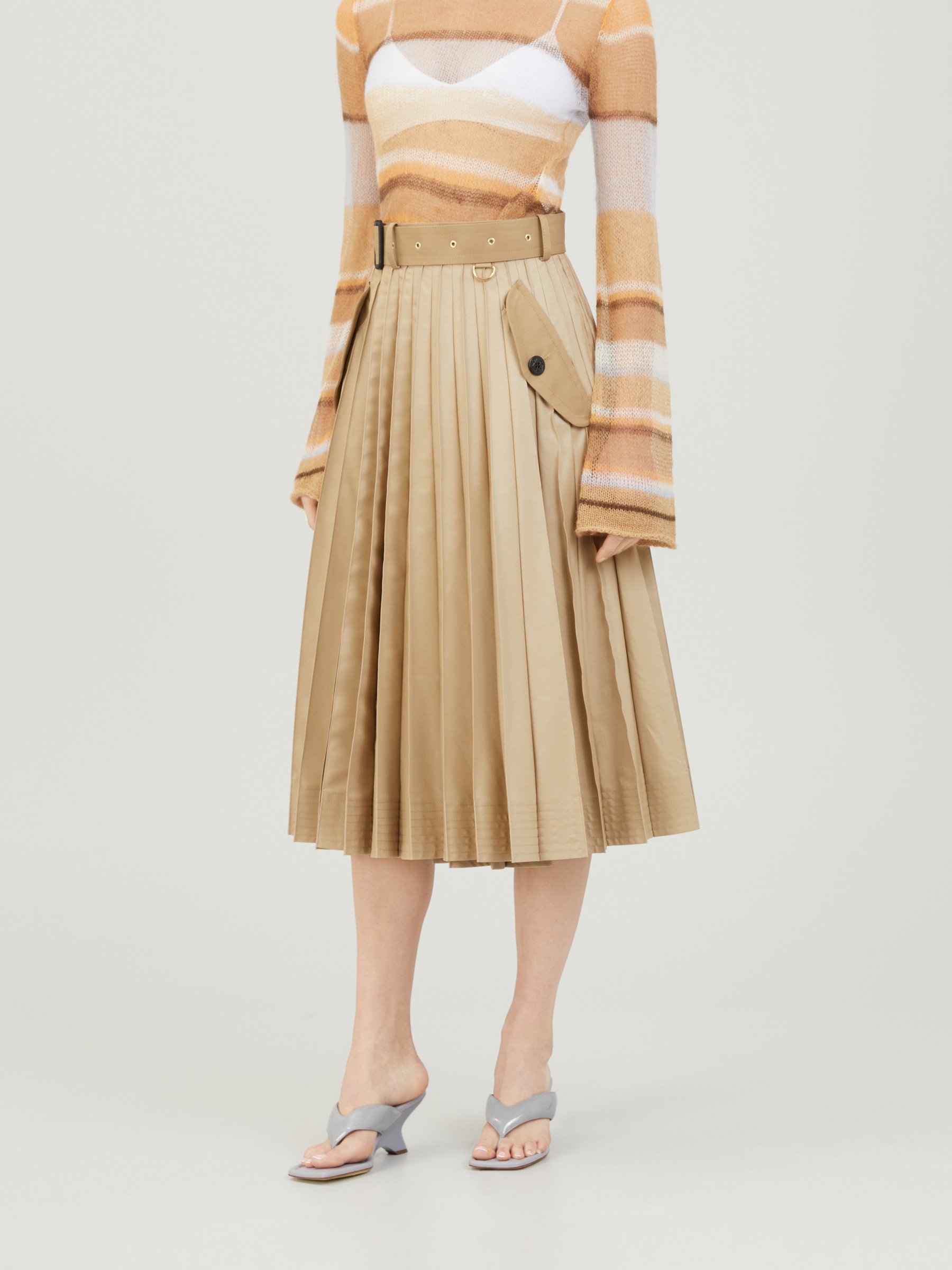 Belt on sale beige skirt