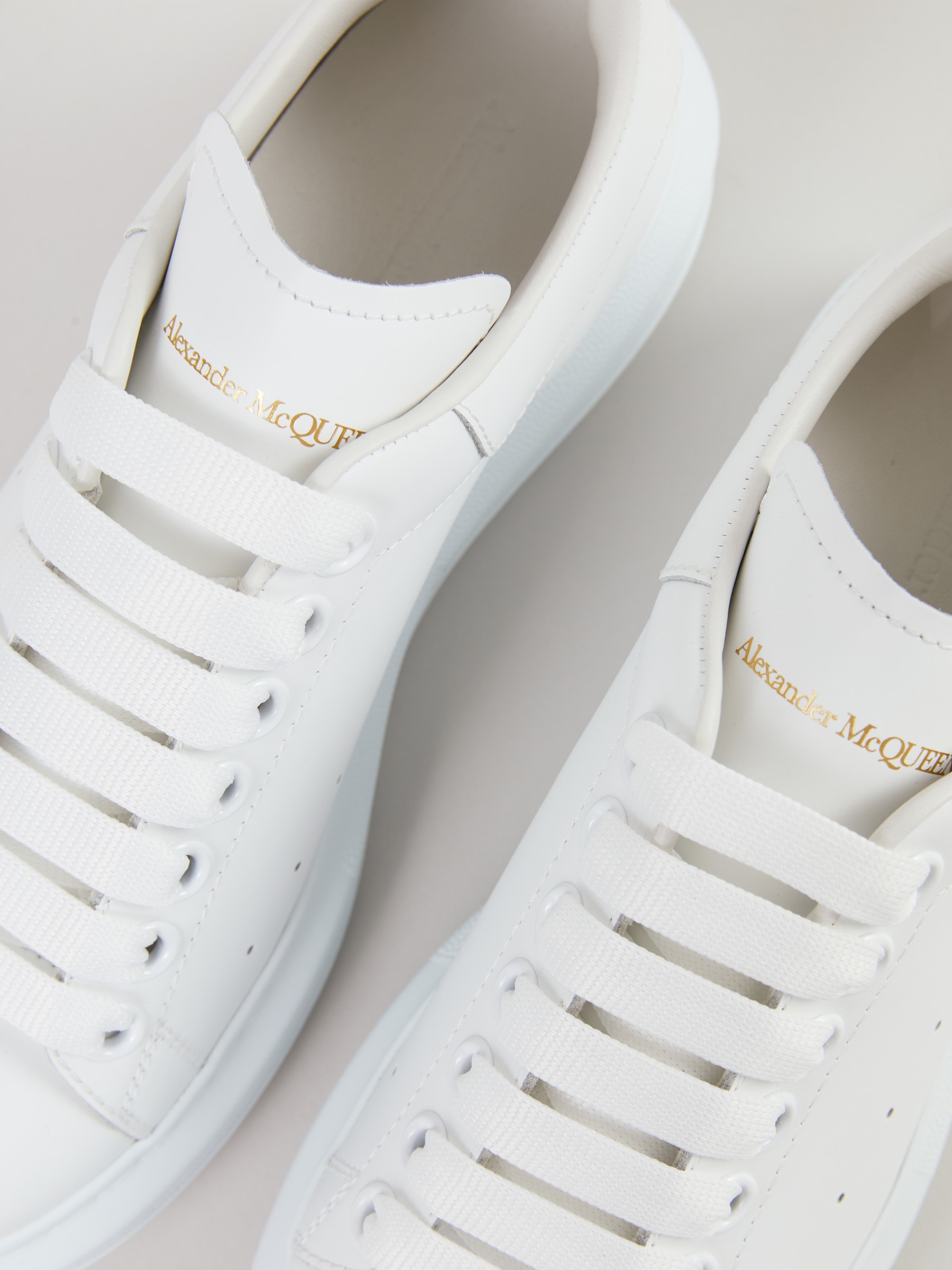Alexander McQueen Sneaker mit breiter Gummisohle Weiß | Sneaker