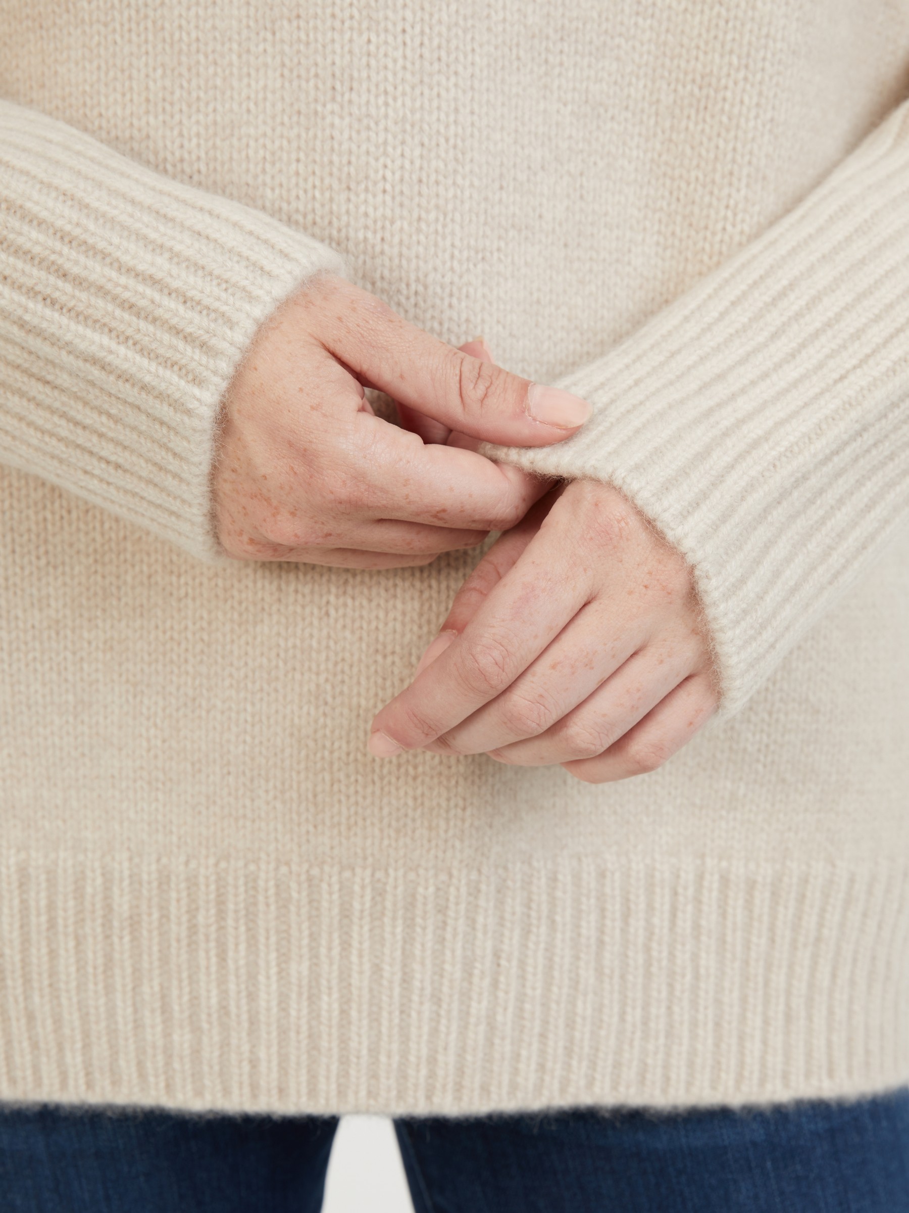 Wool cashmere turtleneck beige mélange