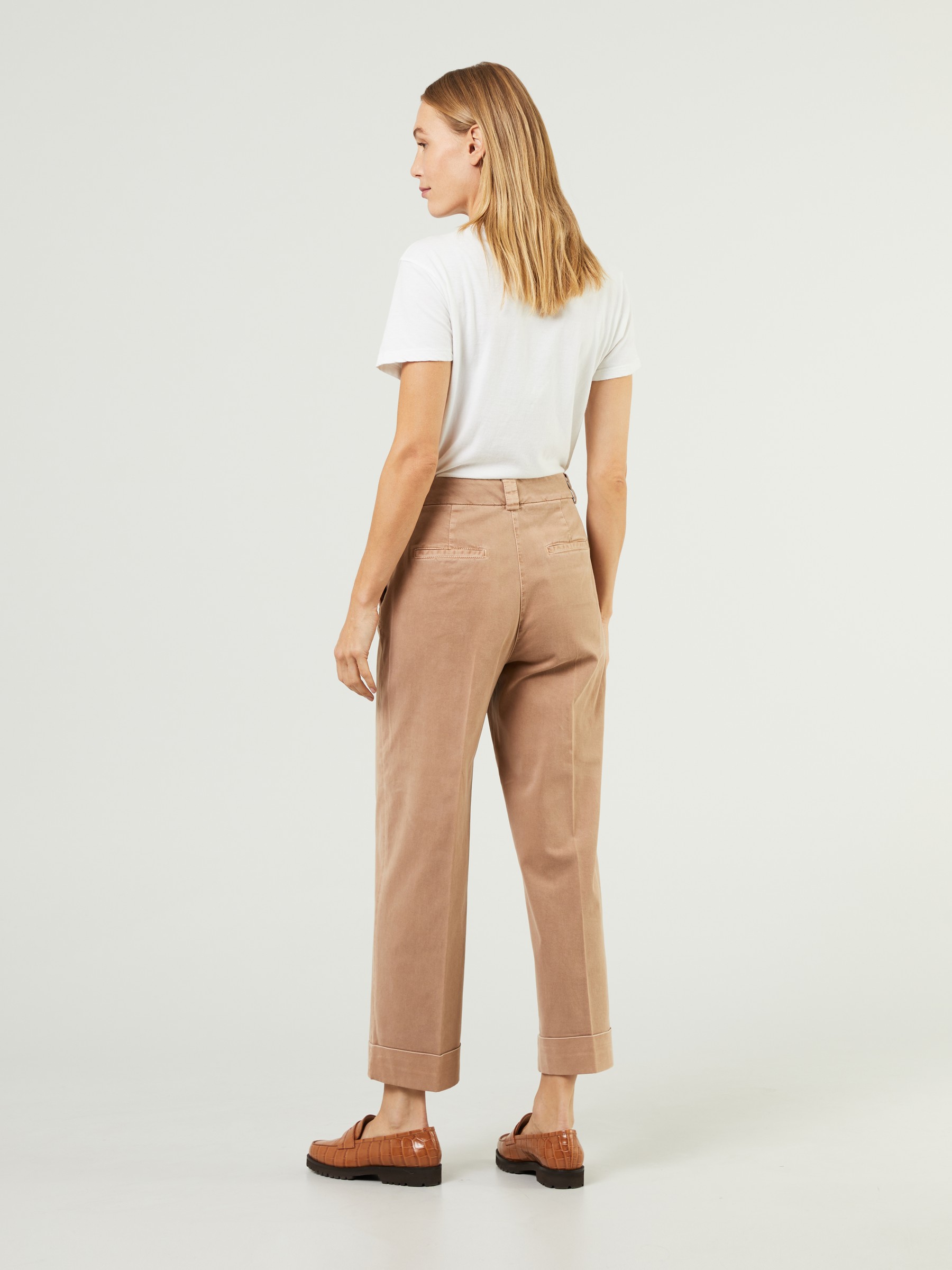 Slacks and Chinos Peserico Trousers Womens Trousers Peserico Cotton Trouser in Beige Natural Slacks and Chinos 